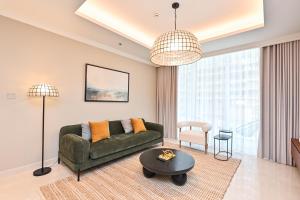 Beach Serenity, Modern 1BR in Dubai, Palace Beach Residences, Emaar Beachfront