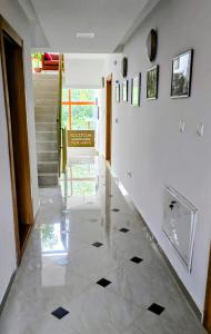 APARTMANSKI SMEŠTAJ SOLARIS kod Aqua Parka Studio Apartmani