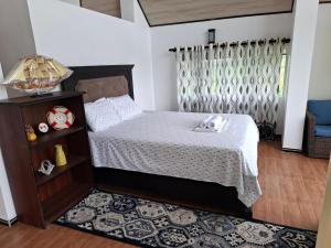 Mountain breeze villa