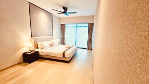 PANORAMIC SUITES at Eaton residence