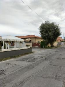 Villetta al mare con ampio giardino privato