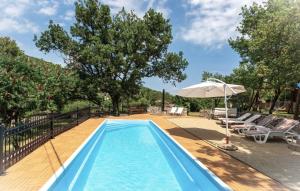 House Mirjana with pool by Villas Guide