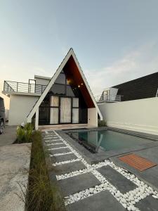 SEROJA Villa and Camping Ground