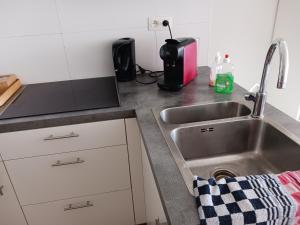 Studio Louisa met prachtig zeezicht