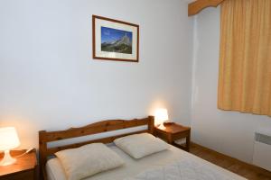 Chartreuse 1 036-FAMILLE & MONTAGNE appart 6 pers