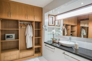 Lacasa3 Villa Legian With Butler