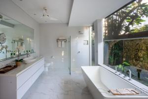 Lacasa3 Villa Legian With Butler