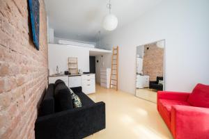 Wola Chic Studio with Mezzanine by BookingHost