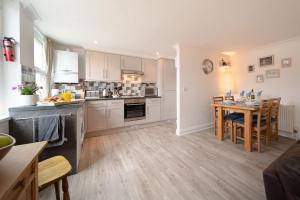 Devon Beach Court, sea views of Woolacombe