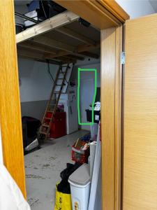 Private Room With Bath Close to the Airport