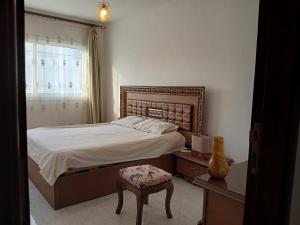 Flat 10 minutes from the airport