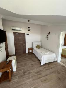 Infinity Ruby Hotel