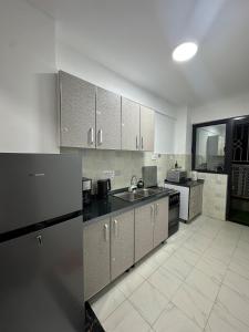 Spacious 3-Bedroom, 4 Beds in Kilimani , Walk to Malls