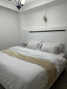 Spacious 3-Bedroom, 4 Beds in Kilimani , Walk to Malls