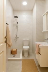 Feels Like Home - 2-bedroom apartment at Jikia House