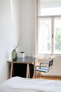 Classic elegant apartment with beautiful daylight