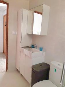 Appartement spacieux moderne en bord de mer