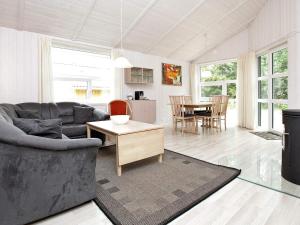 5 person holiday home in GROEMITZ