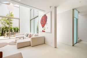 Lux Pride Villa 3 bedroom Phuket Bang-Tao beach