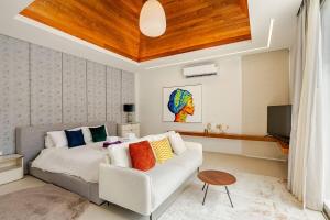 Lux Pride Villa 3 bedroom Phuket Bang-Tao beach