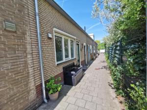 Het Vossenhol strategisch tussen strand en duin