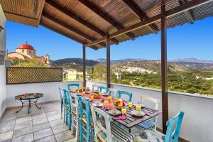 Villa Alexis House by Villa Plus