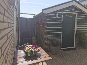 Het Vossenhol strategisch tussen strand en duin