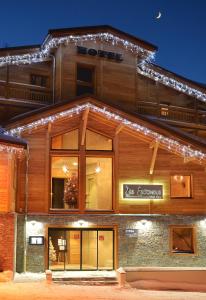 Hotels Hotel & Restaurant Les Escondus : photos des chambres