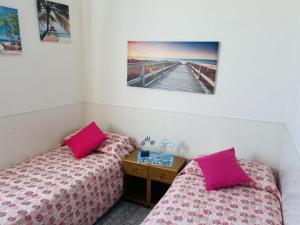 Beachfront flat with view