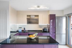 Lévasion - Vue imprenable - Piscine - Parking