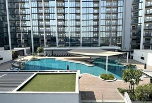 HAVN - 2 Bedroom at The Crest, Dubai Skyline Views