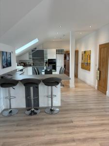 Lough Key Luxury Riverfront Apartment