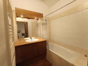 Résidence Ancolie - appartement en duplex - Garage couvert - 50 m des pistes de ski MAE-4114