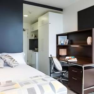 Student Only Bronze Studio Upper-Level Premium View Chapter King Cross