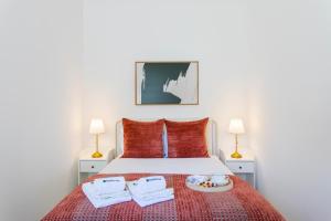 Bright Flat | Romantic Escape by HostWise