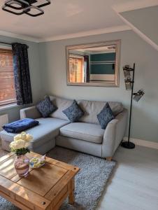 2 Bedroom Guest House Near Beach