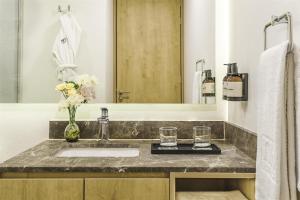 NH Guadalajara Studios