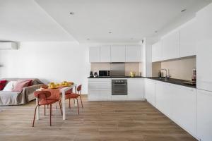 Rocamare - Piscine toit terrasse- Parking privé