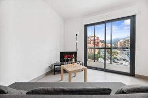 Le Cap Riviera - Centre- Parking privé - Clim