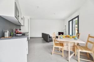 Le Cap Riviera - Centre- Parking privé - Clim