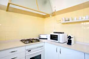 S4D Villarroel Clinic