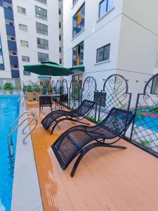 spacious furnished studio apartment in kilimani with unbeatable city views