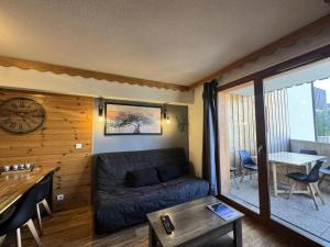 Résidence Les Hauts De Preclaux - Logement rénové avec parking inclus aux Orres 1800 MAE-0093