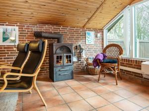 4 person holiday home in Ulfborg-By Traum