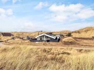 9 person holiday home in Ringkøbing-By Traum