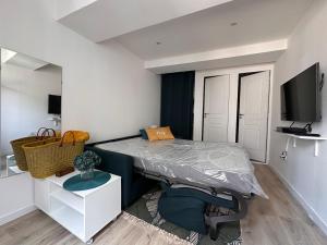 Appartement rénové Vieux Nice