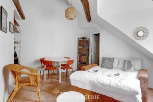 A Haven of Peace in the Marais