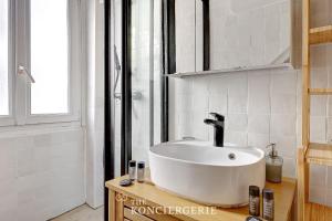 A Haven of Peace in the Marais