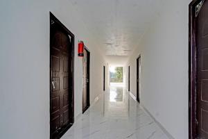 Hotel O by OYO Hira Royal Palace And Lawn