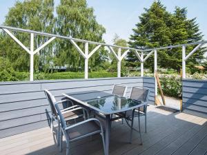 4 person holiday home in Juelsminde-By Traum